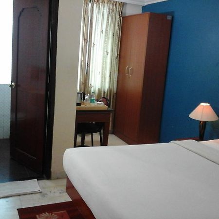 Hotel Pigeon International Bangalore Eksteriør billede