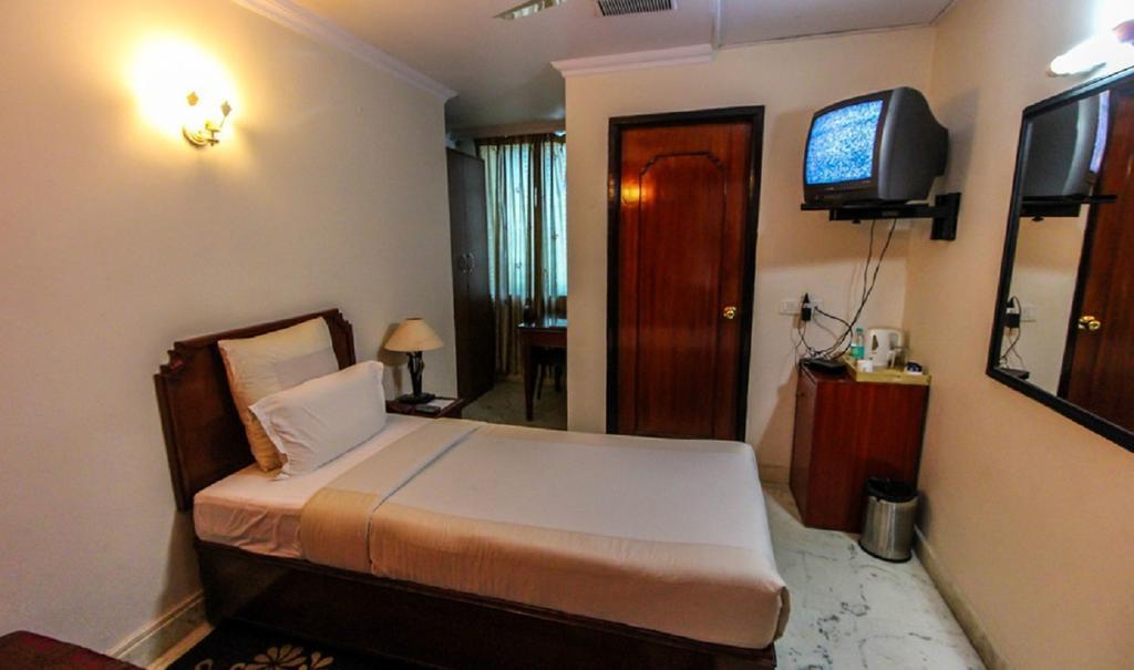 Hotel Pigeon International Bangalore Eksteriør billede