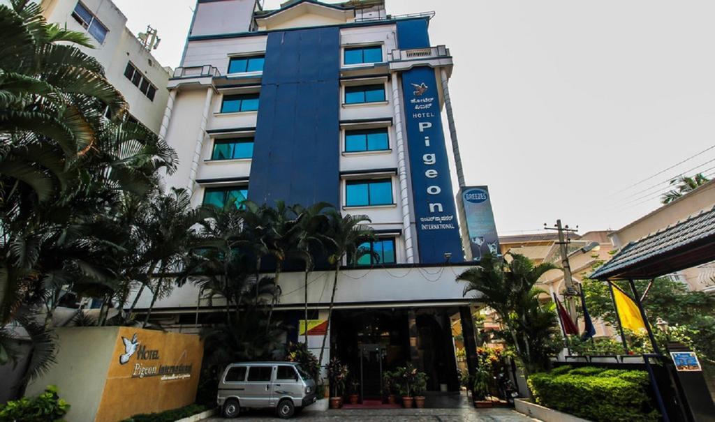 Hotel Pigeon International Bangalore Eksteriør billede