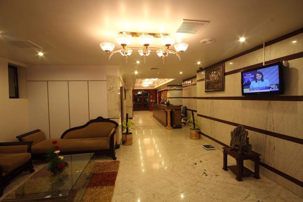Hotel Pigeon International Bangalore Eksteriør billede