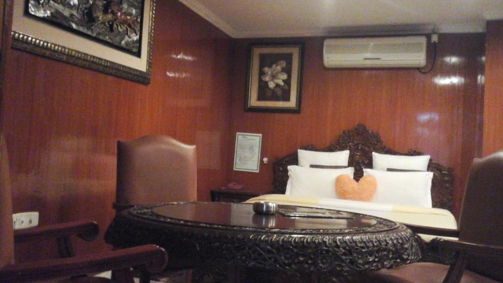 Hotel Pigeon International Bangalore Eksteriør billede