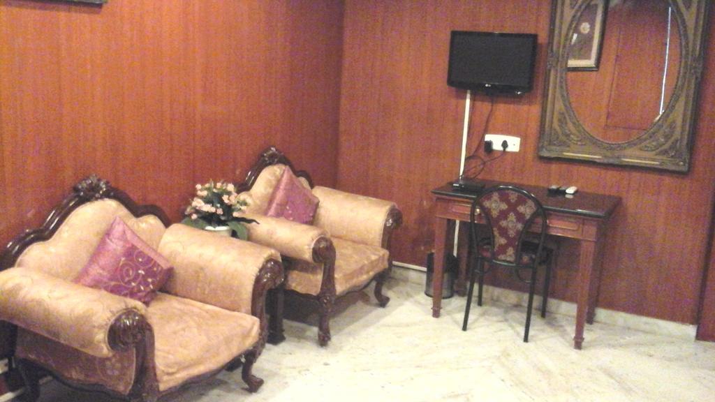 Hotel Pigeon International Bangalore Eksteriør billede